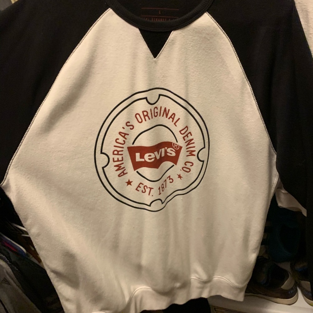 Levis sweater